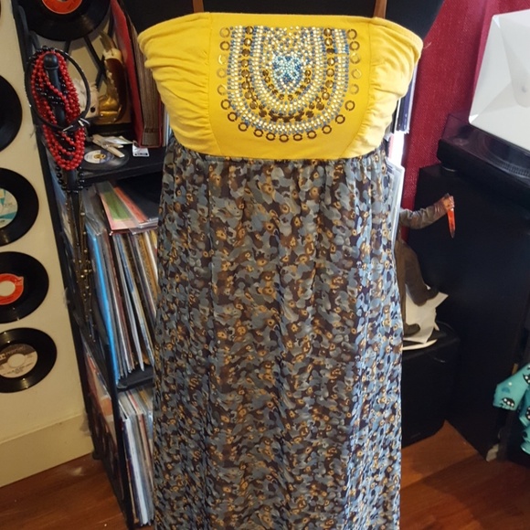 Sundress - Picture 2 of 4